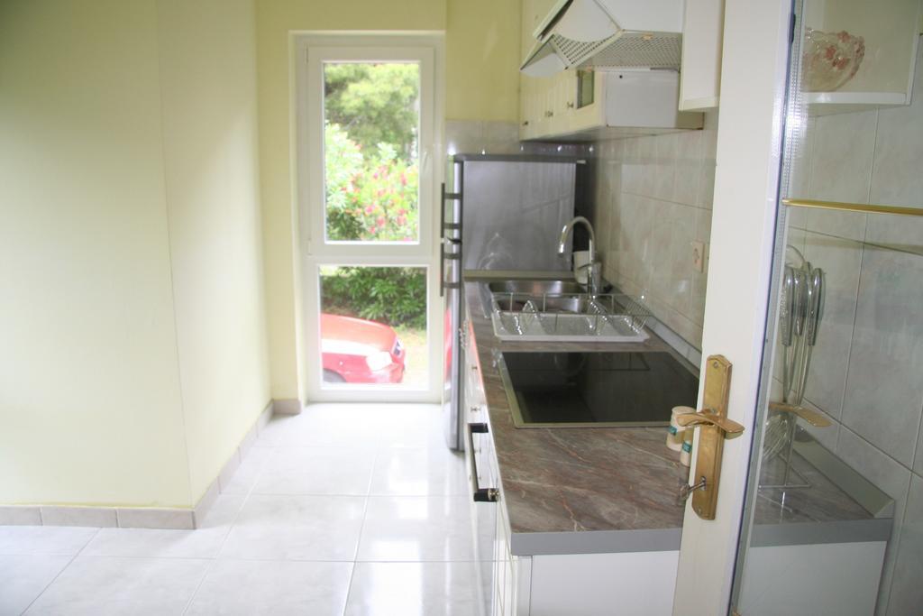Sabina Apartments Omis Bilik gambar